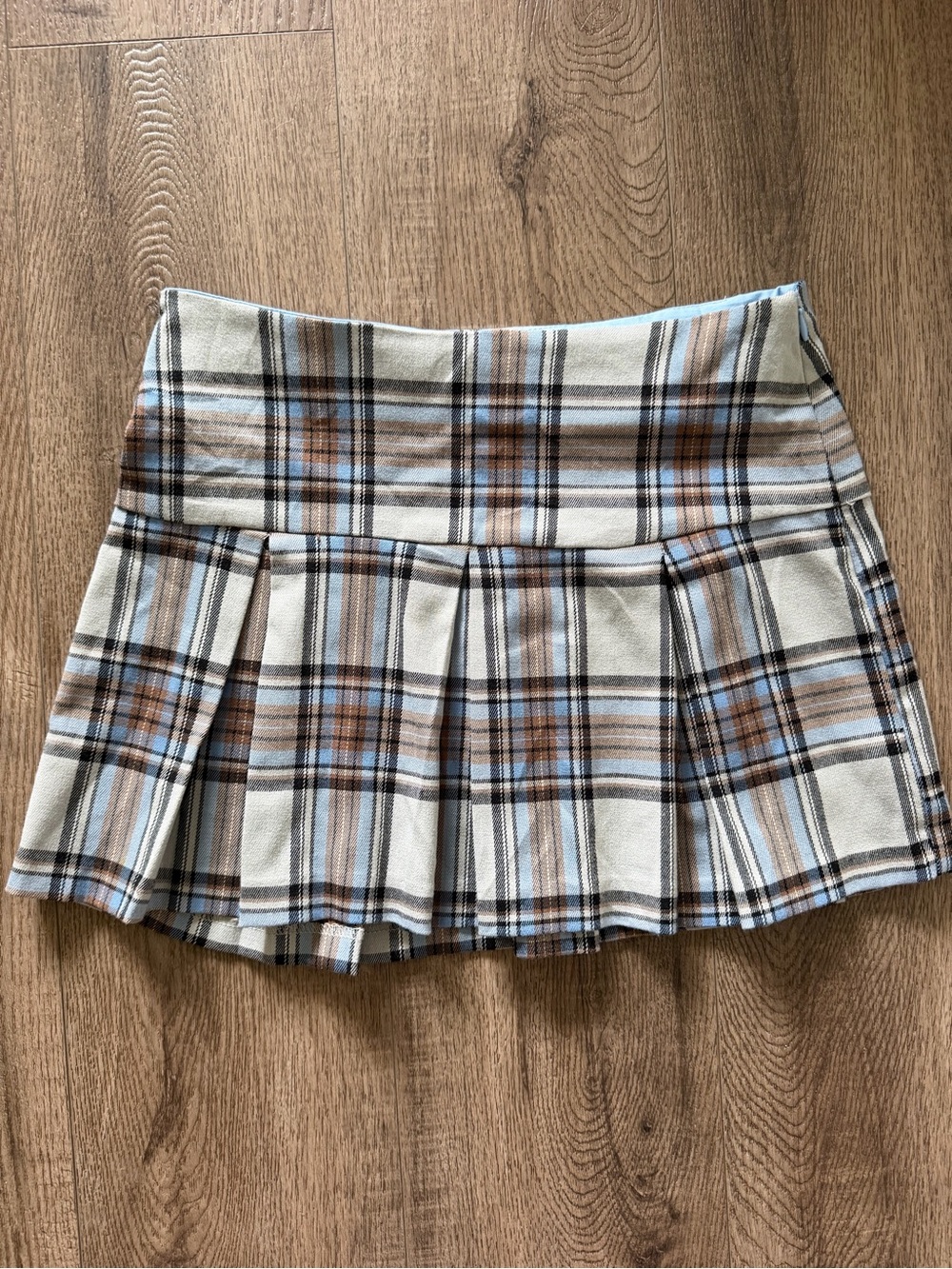 Charlotte Russe Cream, Brown & Light Blue Plaid Pleated Mini Skirt